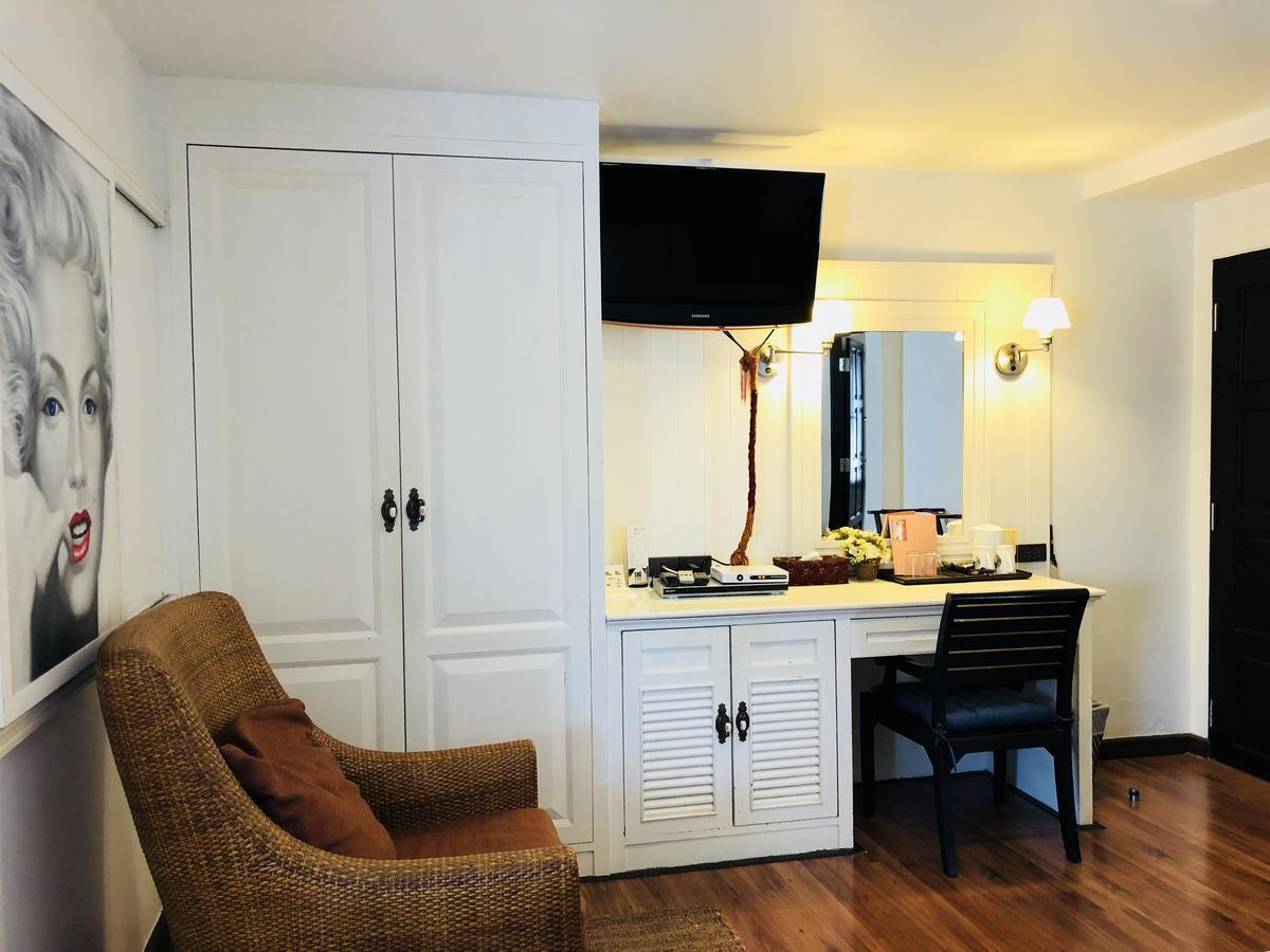 Отель Baipho Lifestyle Patong Экстерьер фото