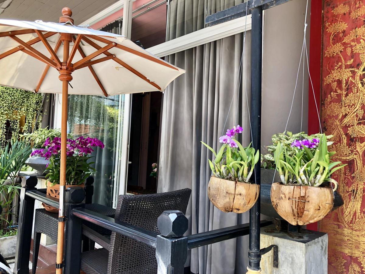 Отель Baipho Lifestyle Patong Экстерьер фото